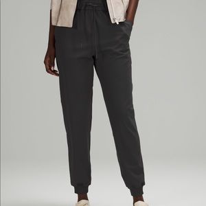 NWOT lululemon stretch high rise jogger graphite grey
